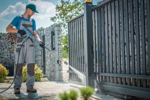 Best Building Exterior Washing  in Milton, FL
