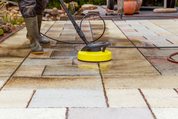 Best Gutter Cleaning  in Milton, FL